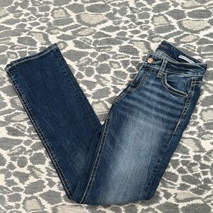 Daytrip Dark Wash Boot Cut Jean size 26 L
Virgo tailored boot mid rise NWT